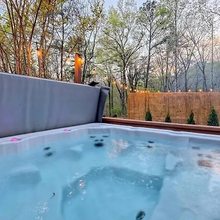 Near Downtown Helen - Hottub, Sauna, Game Room, Fire Pit Exterior photo