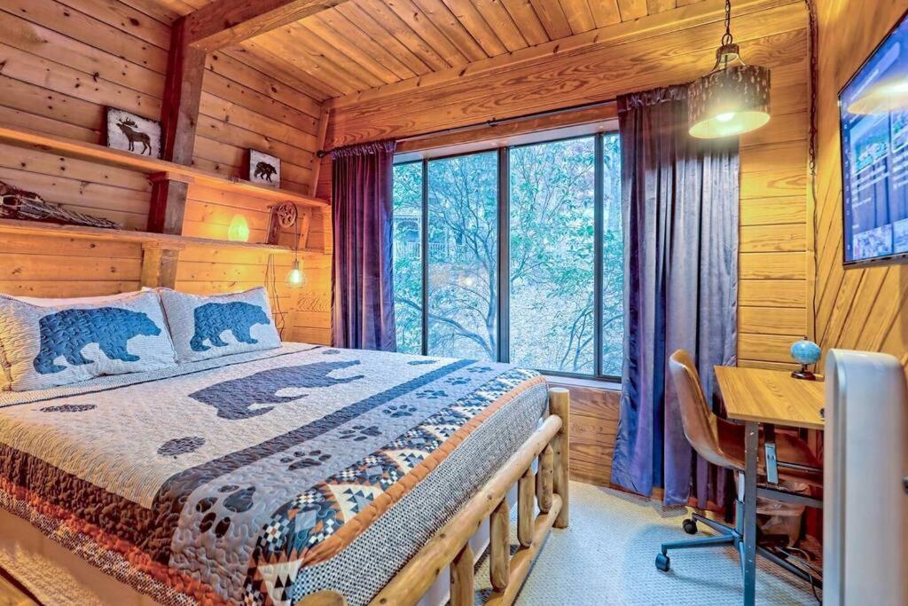 Near Downtown - Hottub, Sauna, Game Room, Fire Pit Helen